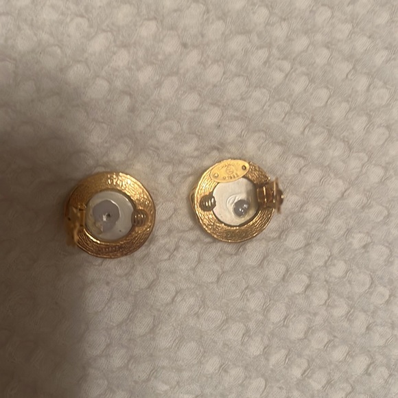 Chanel Earrings (authentic) - Picture 6 of 11